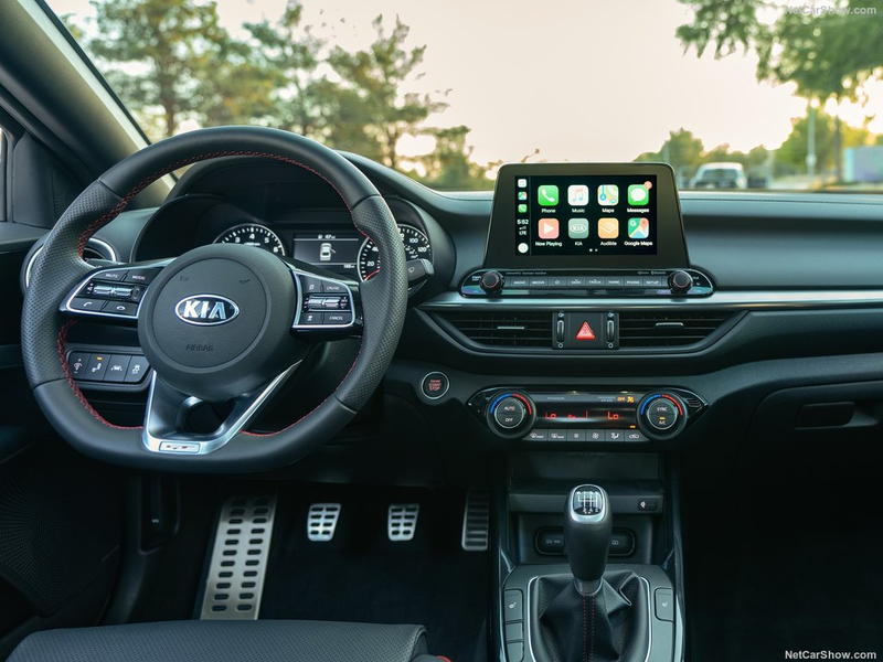 Illustration for article titled The Kia Forte GT is the 6-speed Korean Sport Compact You Never Knew You Wanted